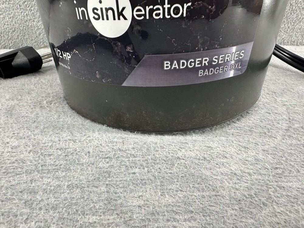 INSINKERATOR - Badger 5XL Garbage Disposal 1/2 HP
