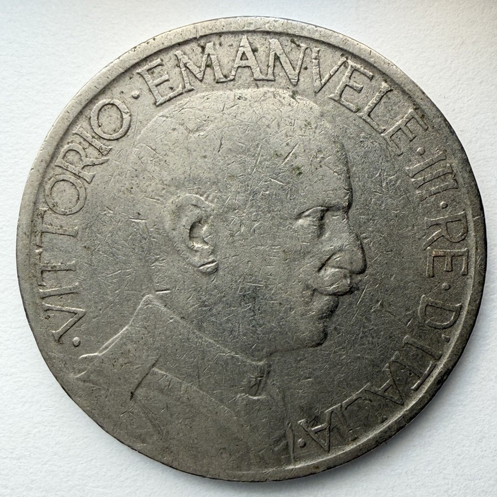 1924 Italy 2 Lire Coin Nice Condition
