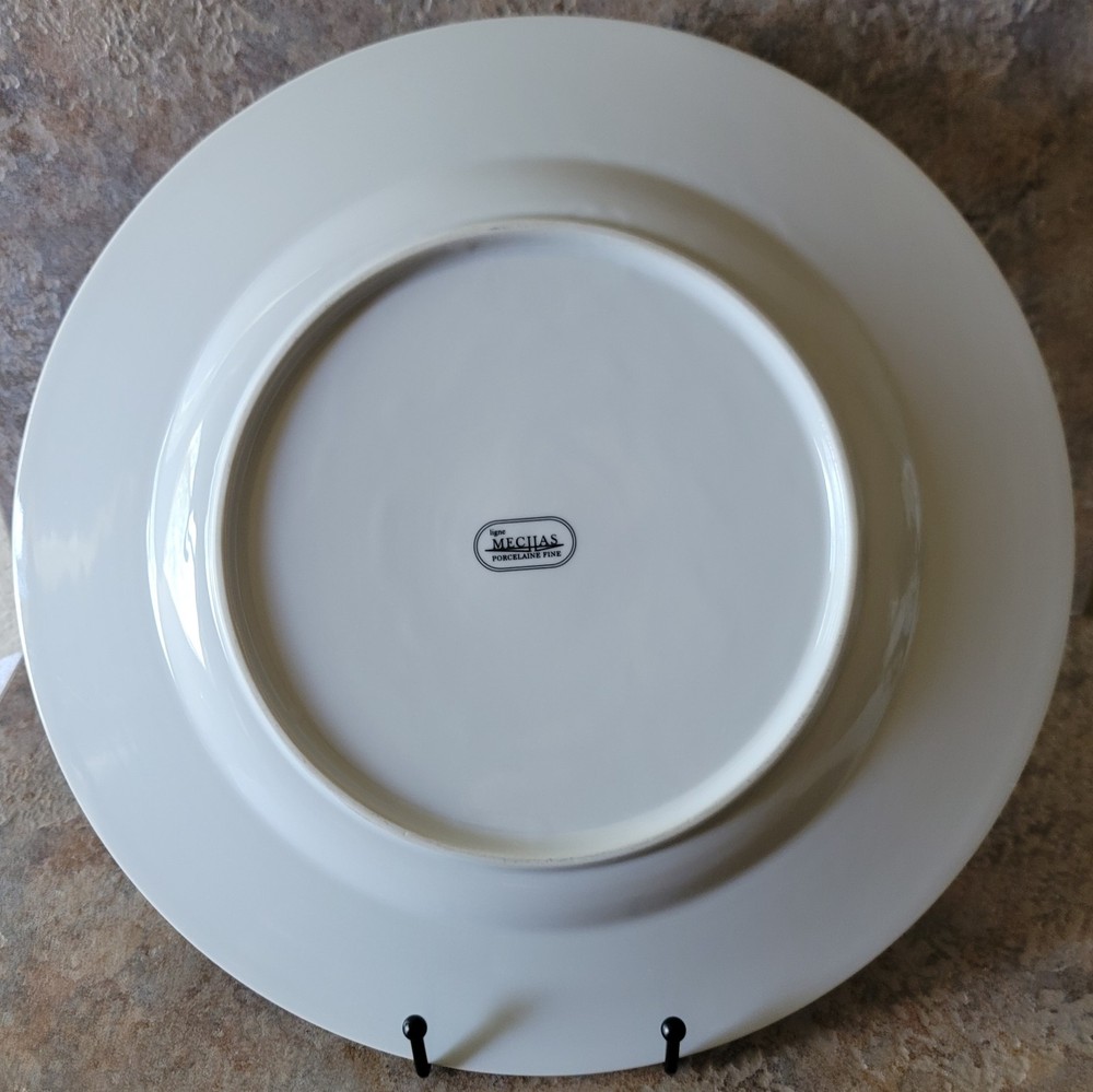 Egyptian themed 10" decorative plate.