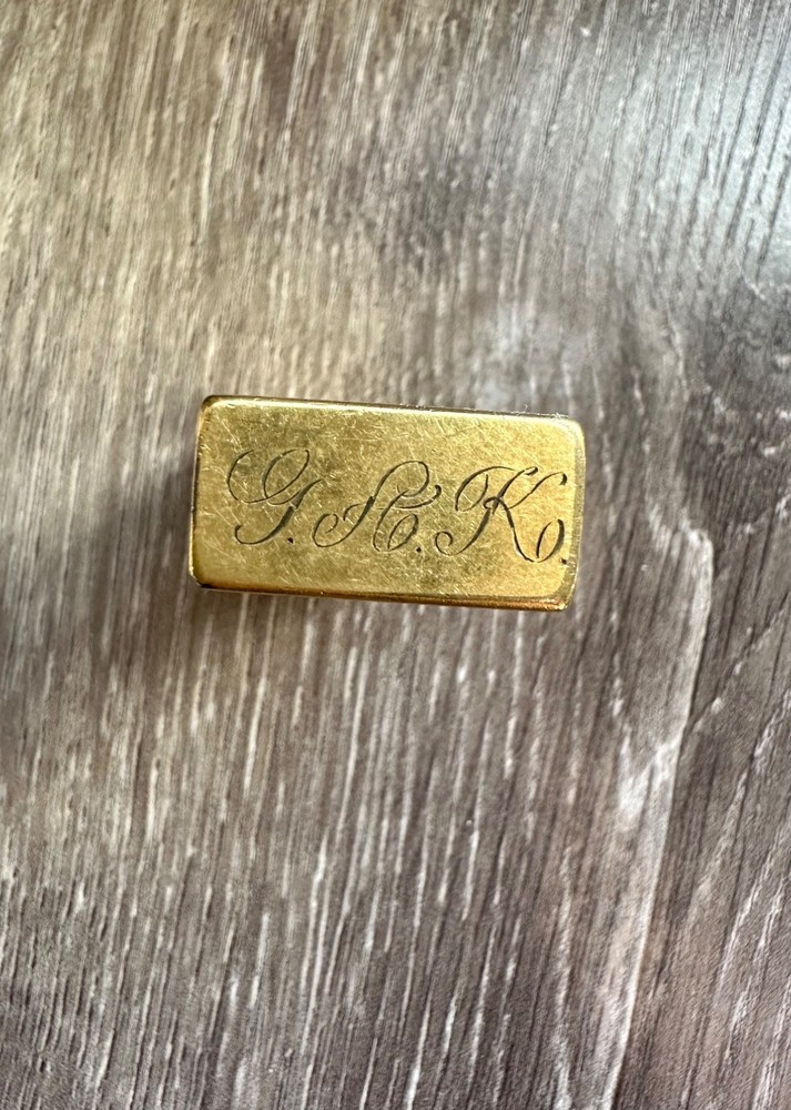 Vintage Dunhill lighter in original box Untested