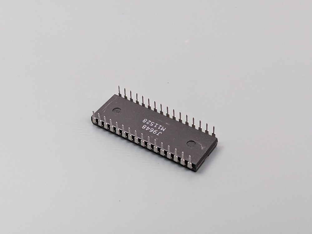 Macronix MX28F1000 Parallel Flash IC, 128Kx8 1MBIT, FULLY TESTED