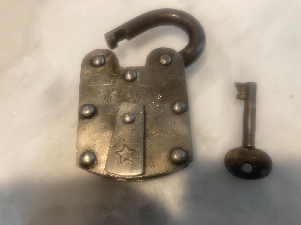 Antique Shafiq Padlock