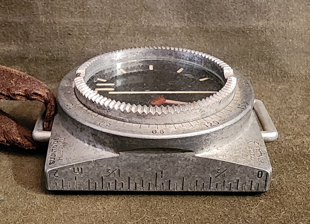 VINTAGE SUUNTO OY COMPASS .