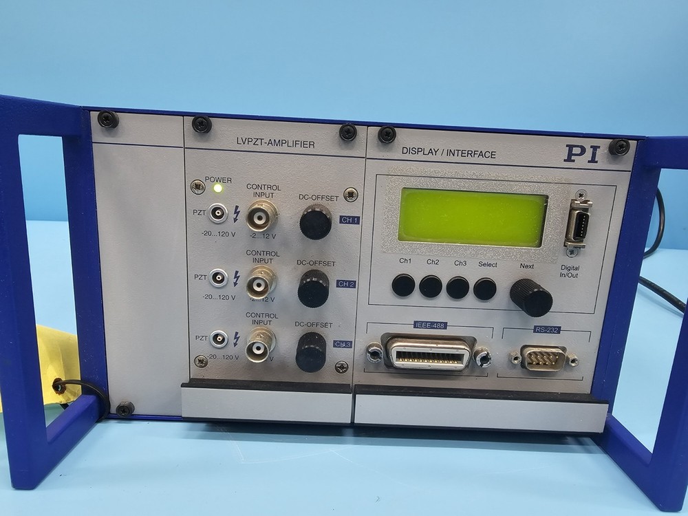 Physik Instrumente PI E-501.00(LVPZT-AMPLIFIER , DISPLAY / INTERFACE)