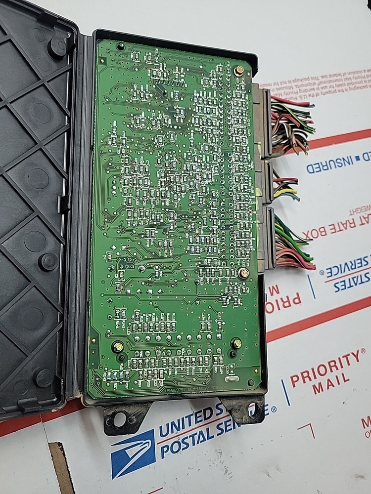 2000 FORD EXCURSION GEM MODULE ID#: YC3T-14B205-CE