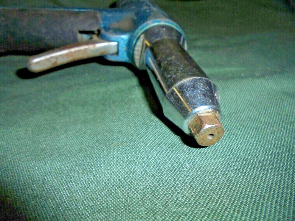 PNEUMATIC AIR RIVETER METAL GUN
