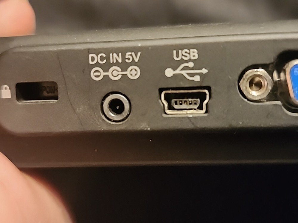 Elmo MO-1 Portable Visual Preseter Document Camera - No USB Connection