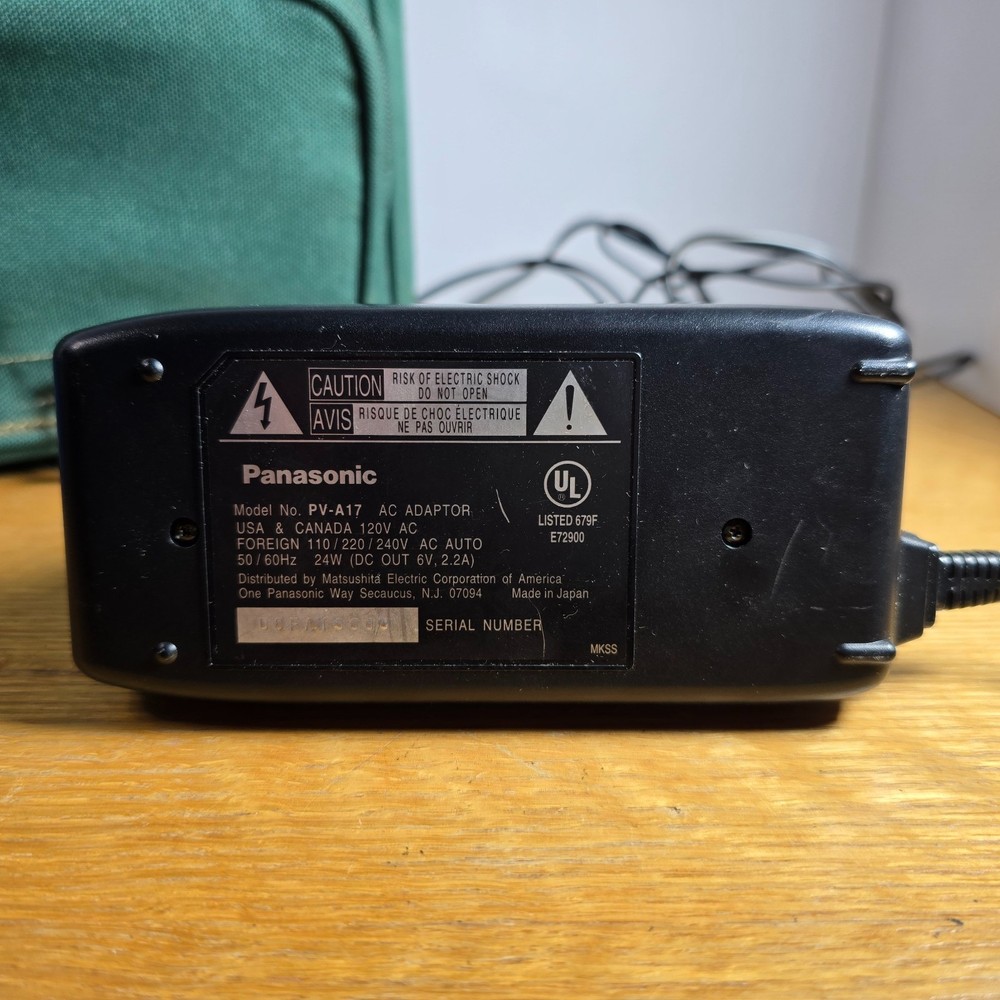 Panasonic PalmSight PV-L557D Camcorder Bundle! Read