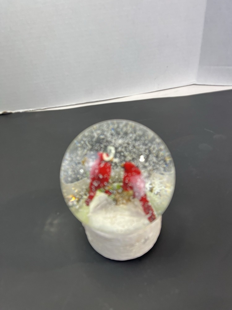Cardinal Musical Snow Globe R