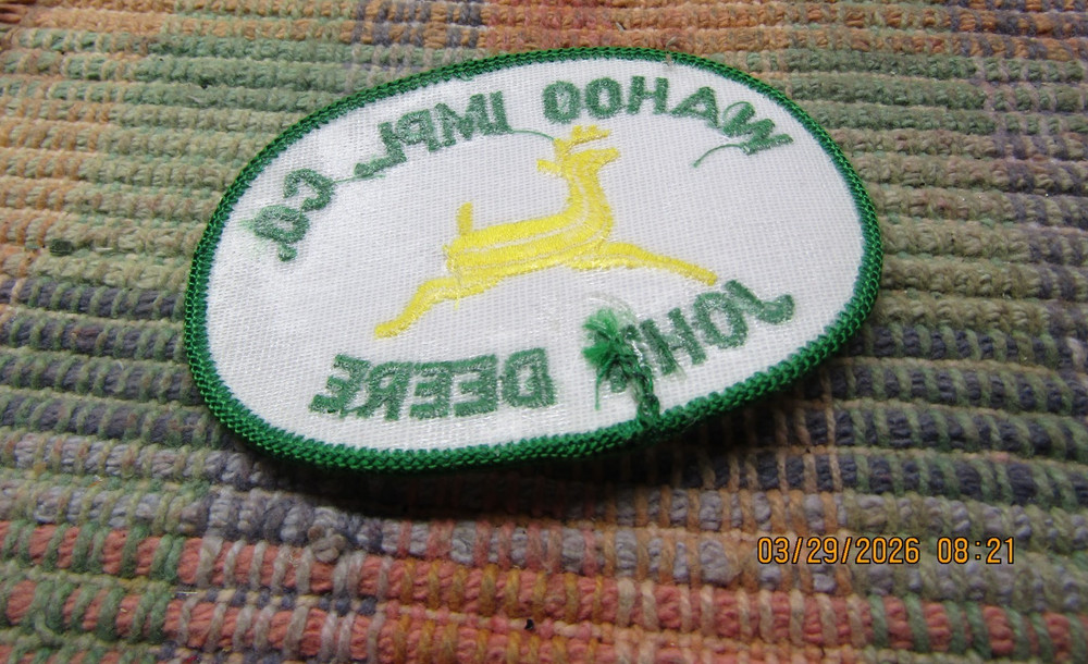 VINTAGE ADV WAHOO JOHN DEERE IMPLEMENT COMPANY UNUSED PATCH !!