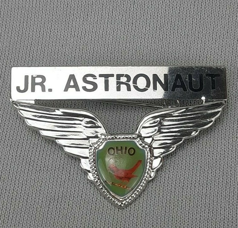 Novelty Jr. Astronaut Pin