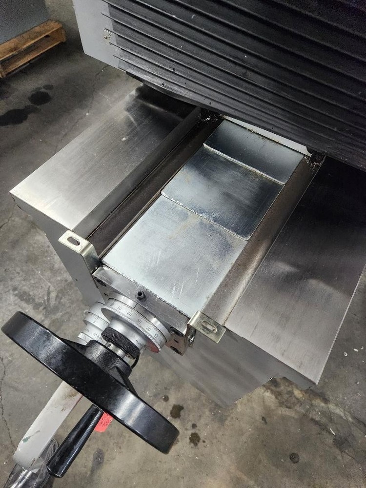 Sharp VH-25 Heavy Duty 5HP Vertical/Horizontal Combo Milling Machine