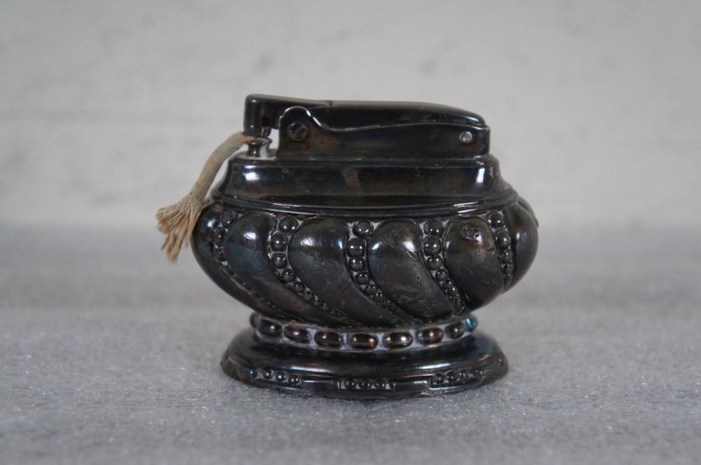 Mid Century Ronson Crown Silver Plate Cigarette Cigar Table Parlor Lighter 3"