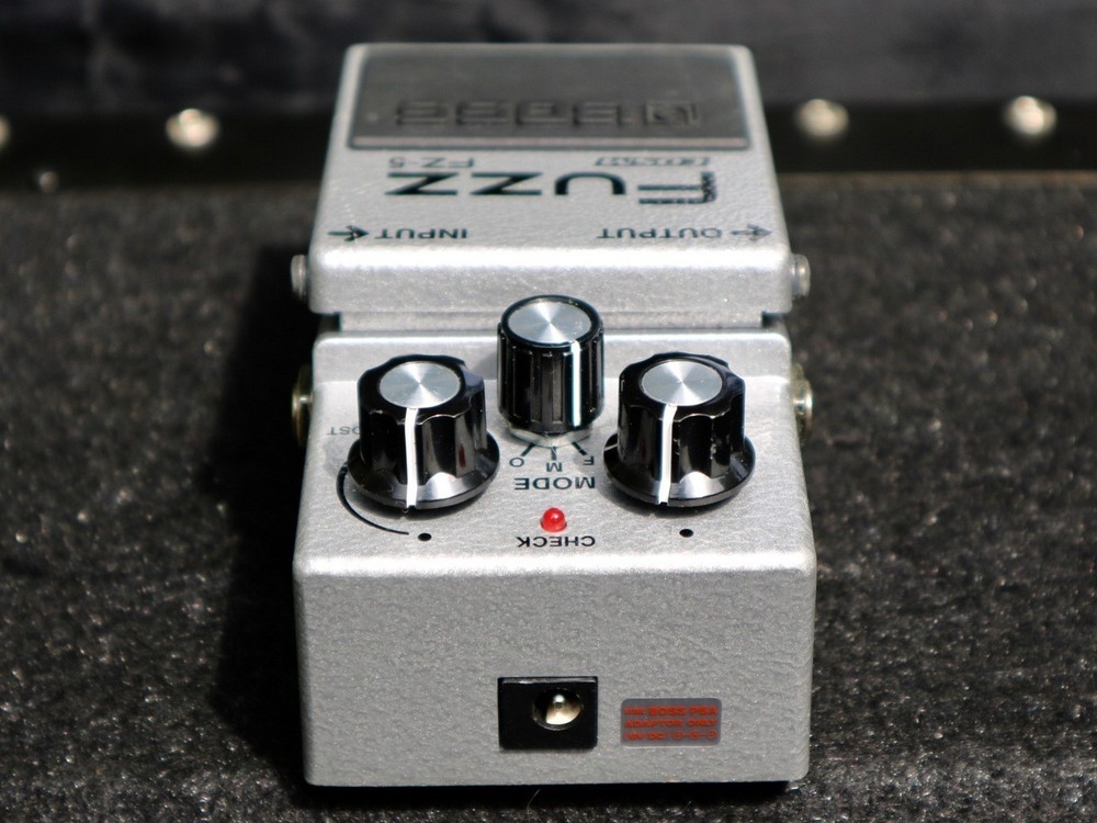 Boss Fz-5