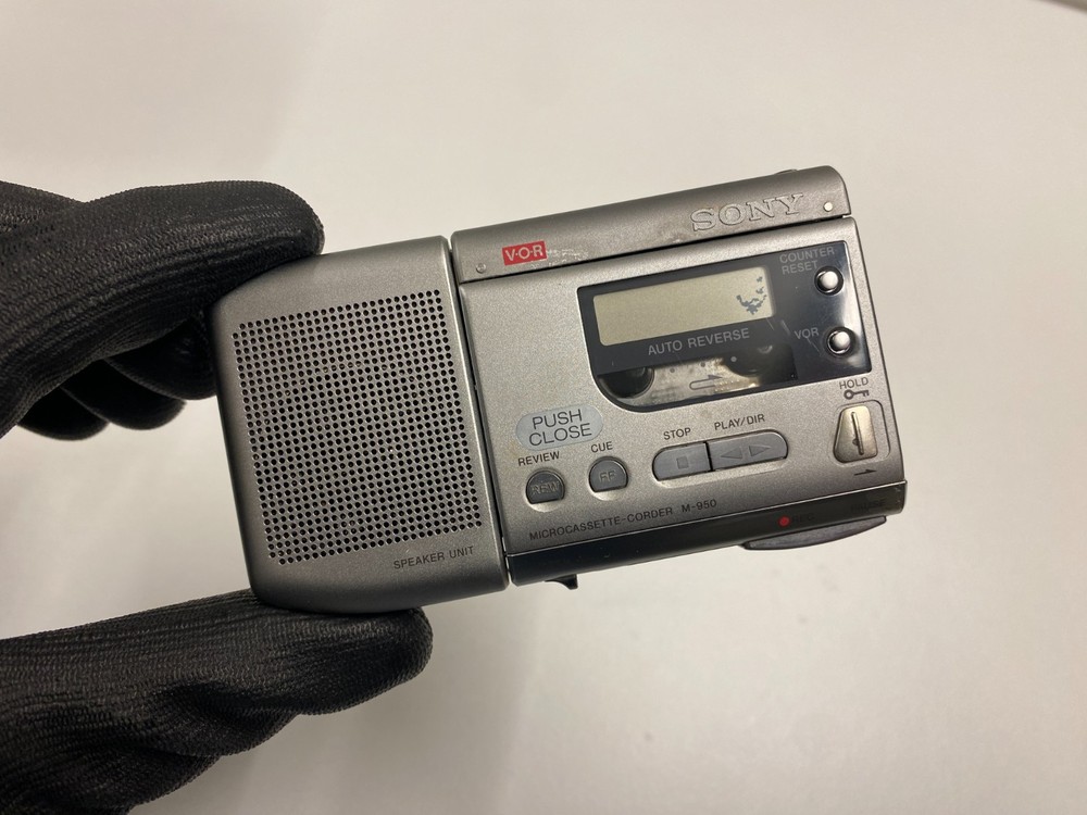 Sony M-950 Micro Cassette Recorder with Detachable Speaker Module