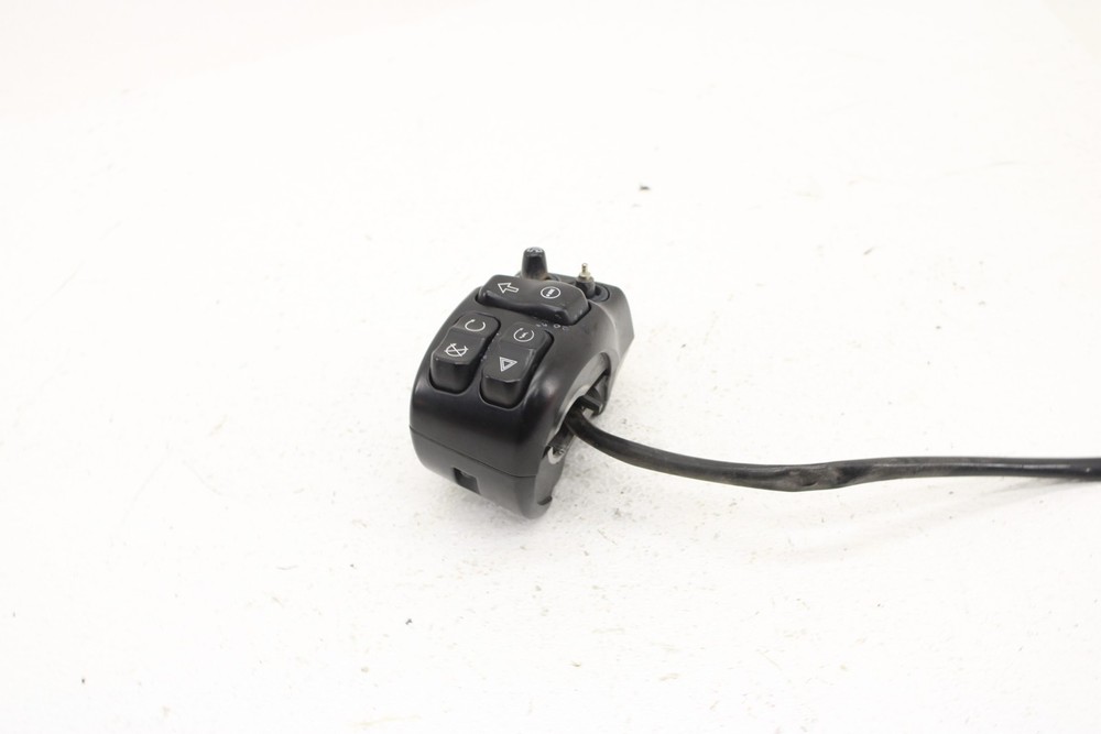 2014-2015 Harley Davidson Electra Ultra Limited Right Control Switch Pack