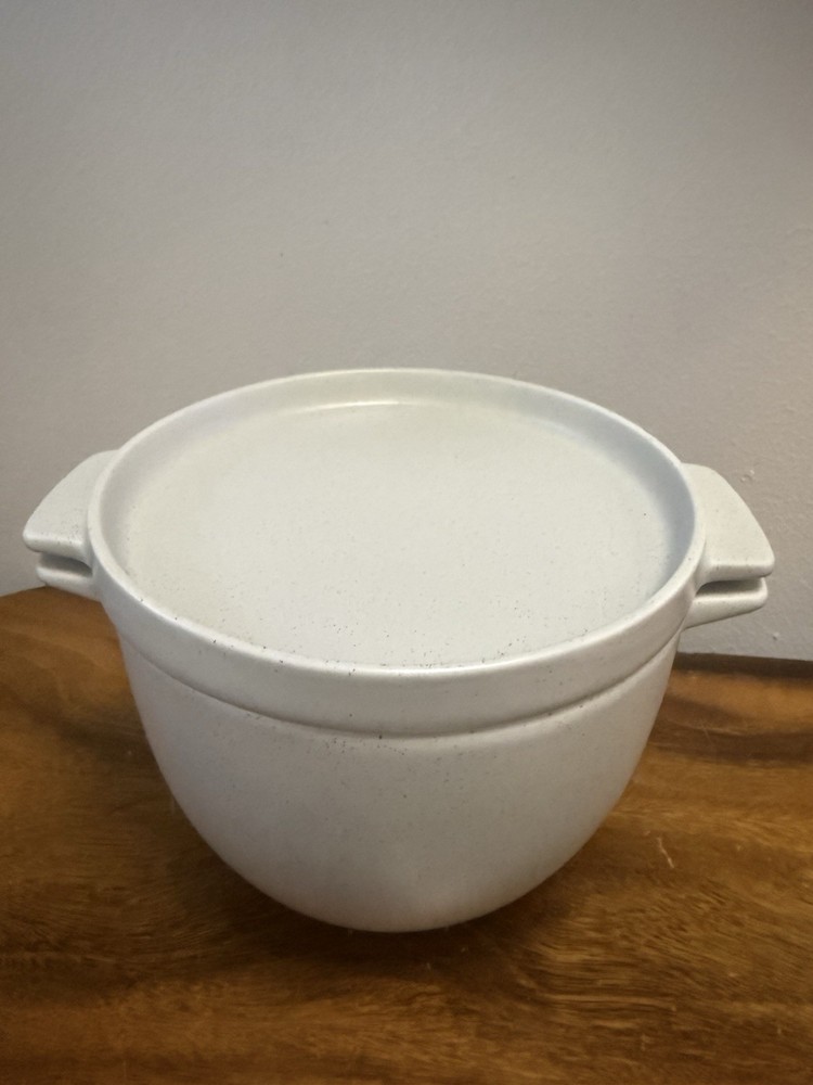 KitchenAid Ceramic Bread Bowl with Baking Lid 5 Quart