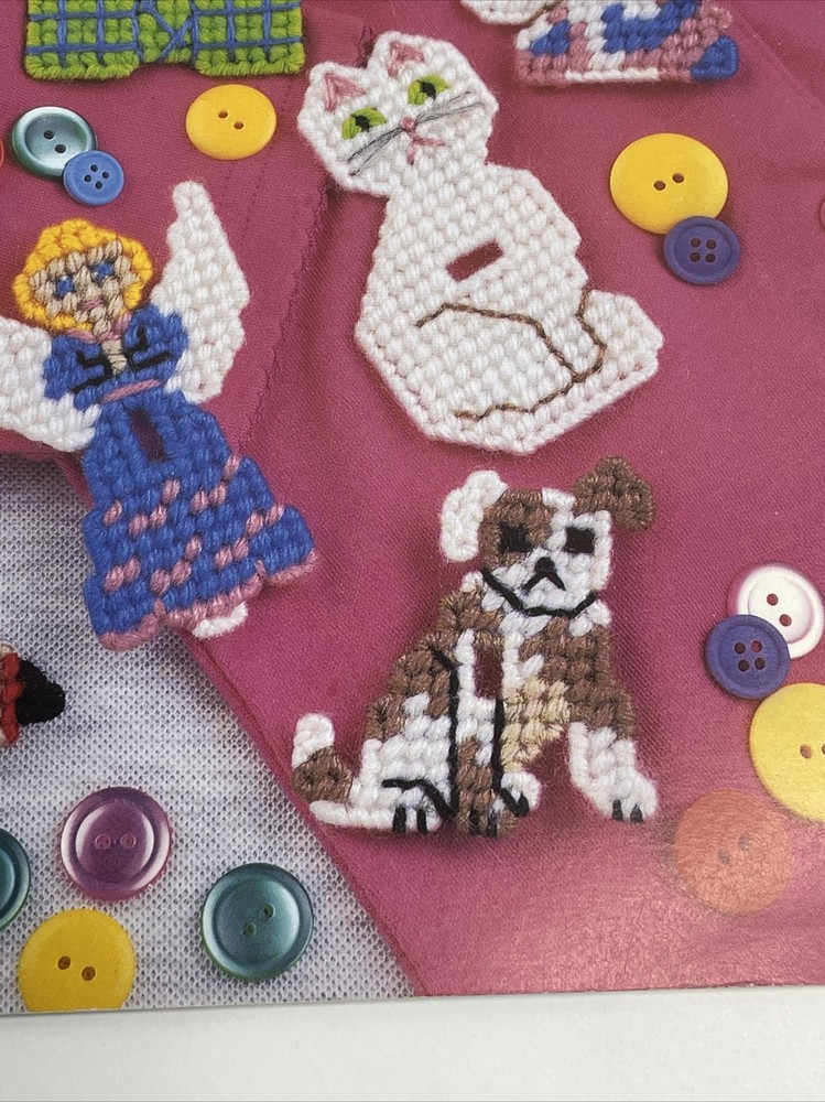 Annie's Attic Button Buddies Plastic Canvas Pattern 879305