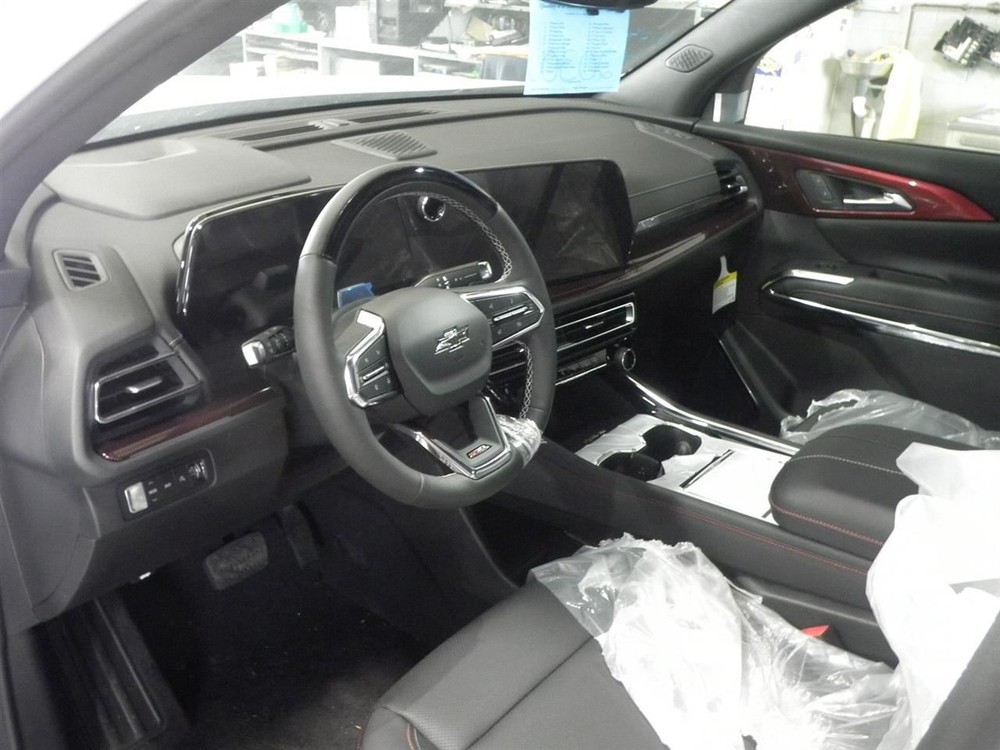 2026 Traverse Z71 Upper Air Shutter