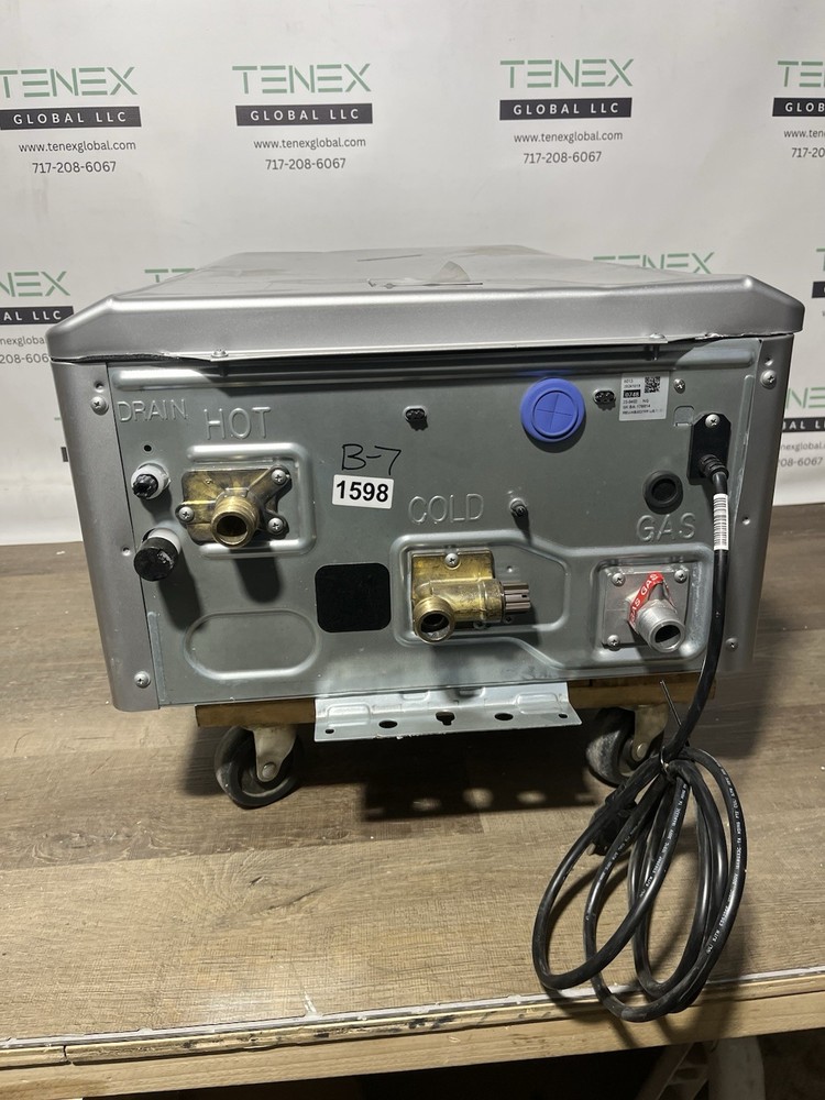 Rinnai RX199iN Tankless Water Heater 199k BTU Nat. Gas/Propane Gas (B-7 #1598)