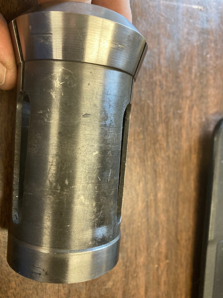 1-3/8" ROUND 22D BROWN & SHARPE COLLET