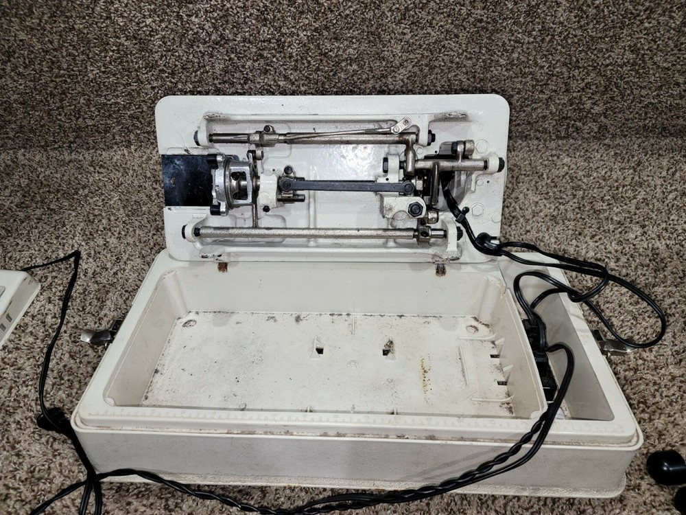 New Home 539 Sewing Machine