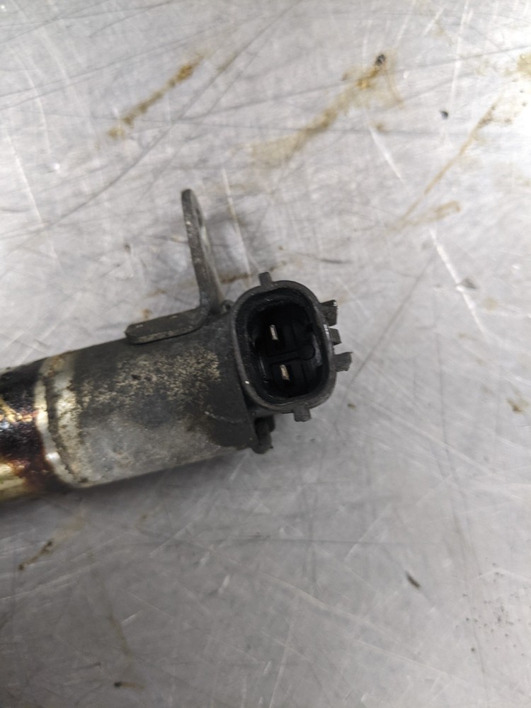 Variable Valve Timing Solenoid From 2012 Chevrolet Impala 3.6