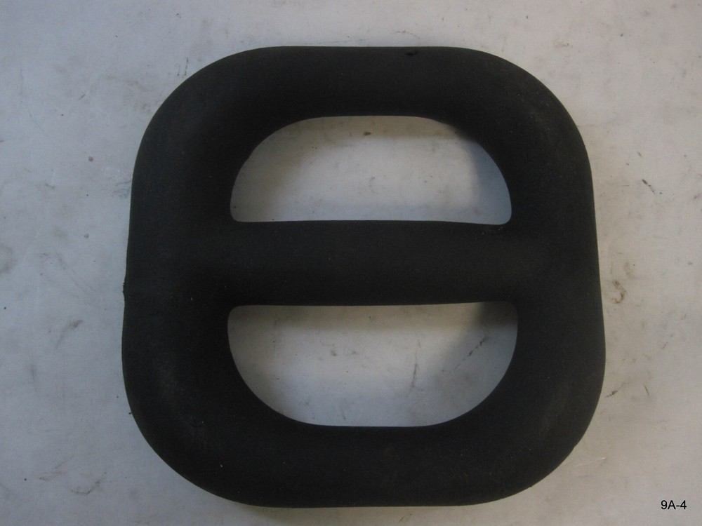 One Single 5lbs Cast Iron Ring Dumbbell Barbell