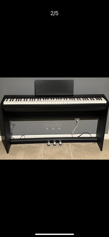 Roland FP30 Digital Piano