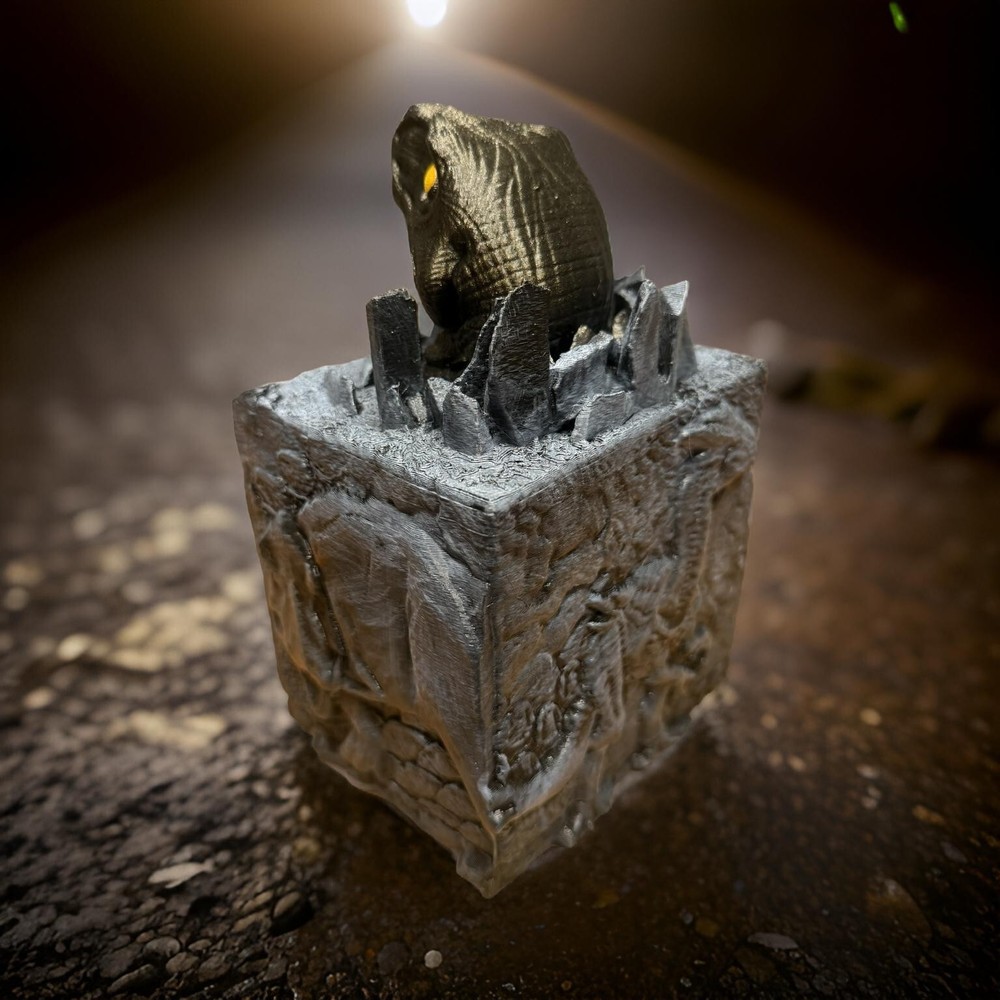 COMMANDER Dinosaur Raptor Deck Box | Magic the Gathering Deck Box