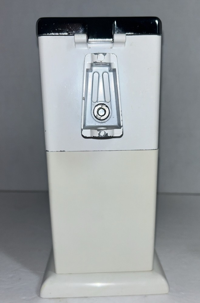 Magic Hostess Ice Crusher ~ Table Top Or Wall Mount EUC Vintage