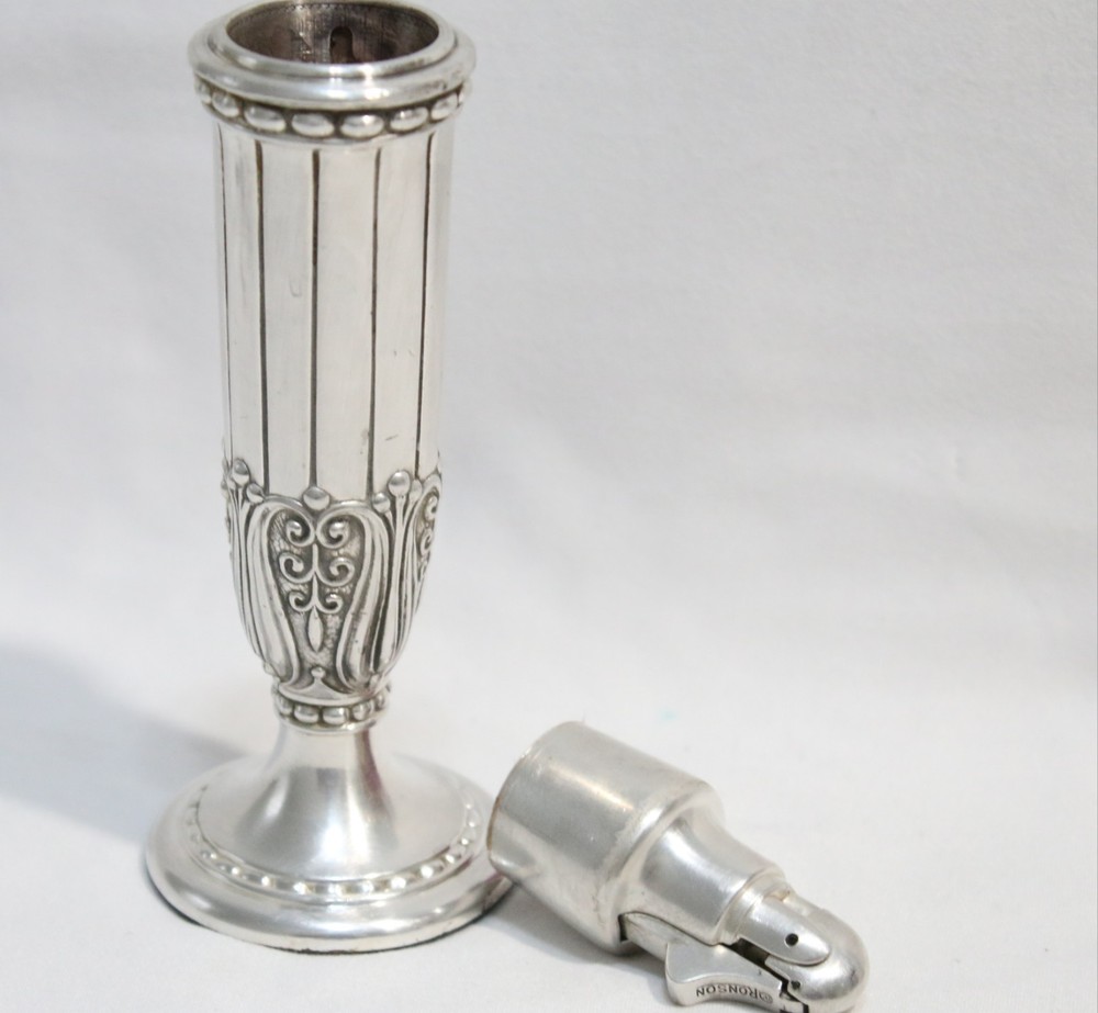 Vintage Silver Plate Ronson "JUNO " Table Lighter Working Condition