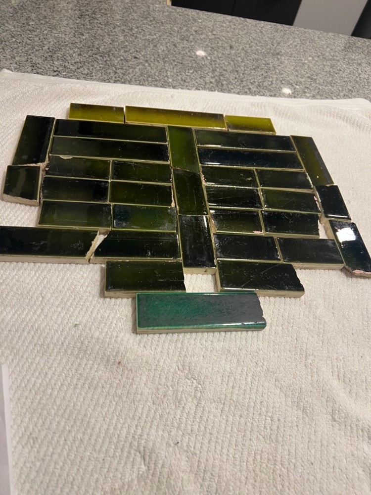 35 ANTIQUE FIREPLACE TILE SOLID GREEN, 3 greens