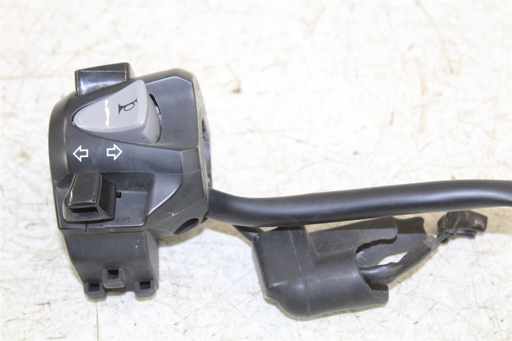 2018 Honda CB 300F Headlight Directional Light Switch 15075
