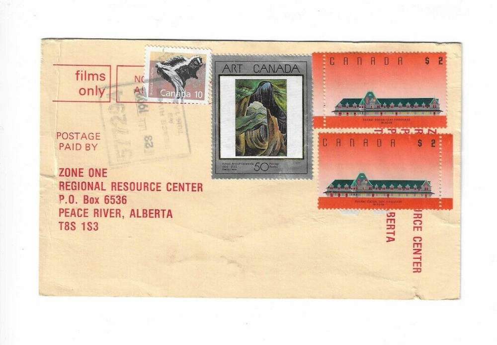 CANADA 1992 Card  - tear on right side