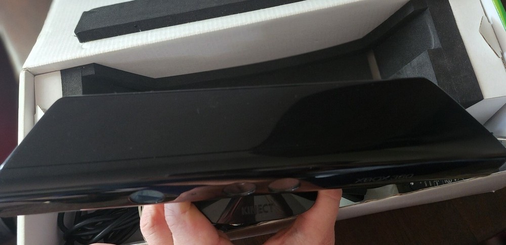 Microsoft KINECT Motion Sensing Gaming Controller Sensor For Xbox 360 EUC