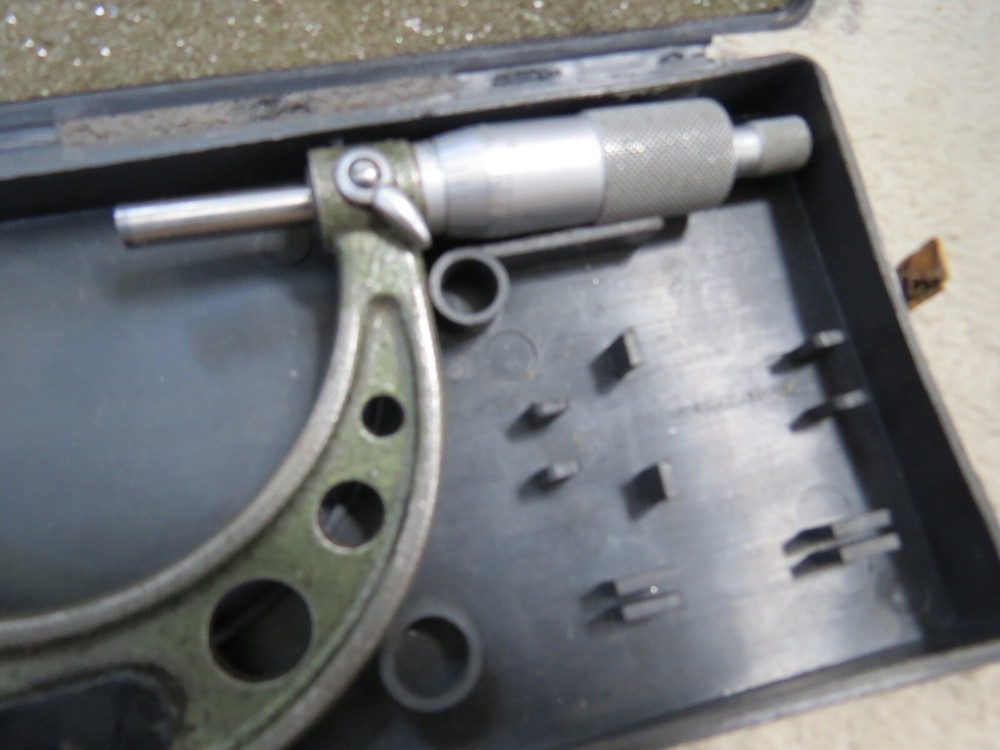 Mitutoyo Caliper 2-3 " (lot#17003)