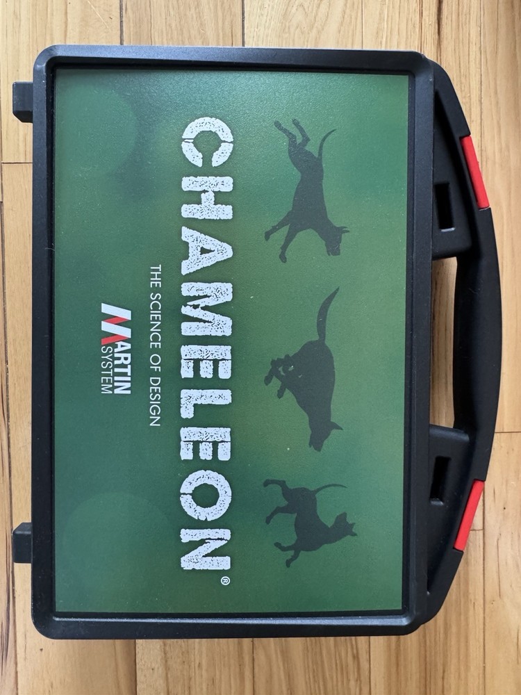 E collar New , Martin System K9 Chameleon IIIB w/ Bluetooth Med. 2 feather touch