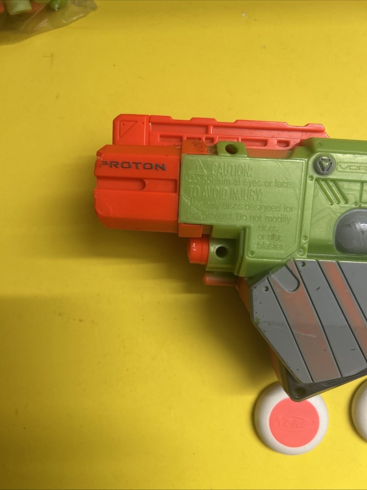 NERF VORTEX PROTON BLASTER Tested 2Disks included