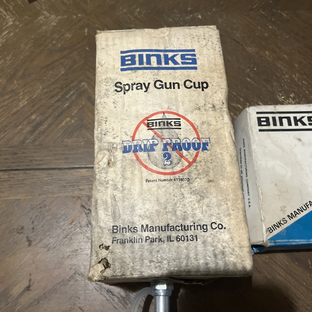 Brinks Spray Gun Model 18 And Drip Proof 2 Spray Gun Cup With Boxes