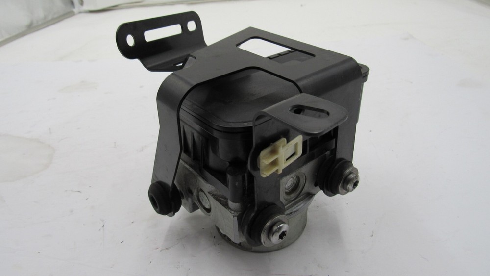 2013 TRIUMPH TIGER EXPLORER 1200 XR ABS BRAKE MODULATOR CONTROL MODULE