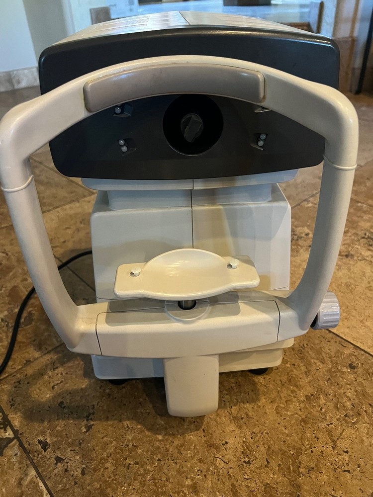 Topcon KR-8000 Auto Kerato-Refractometer