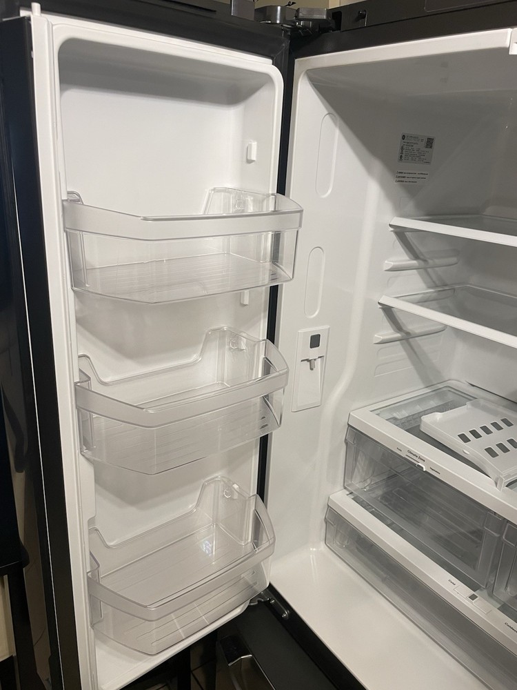 Ge Refrigerator Never Used