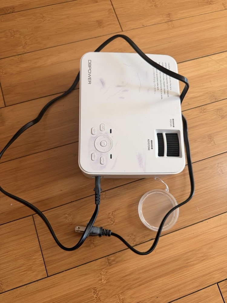 DBPOWER Mini Projector T20 w/ Remote, Case, HDMI – Tested Working