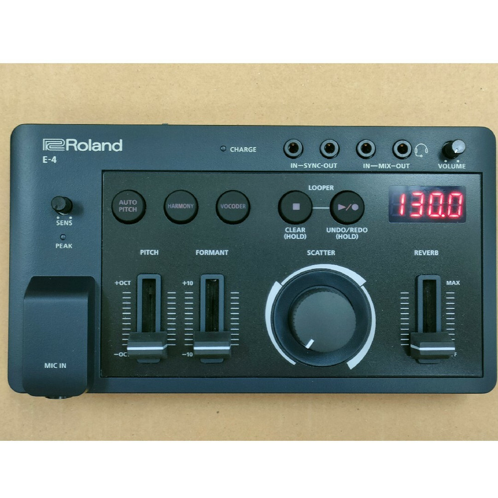 Roland AIRA Compact E-4 Voice Tweaker Vocal Effects Processor Portable Effector