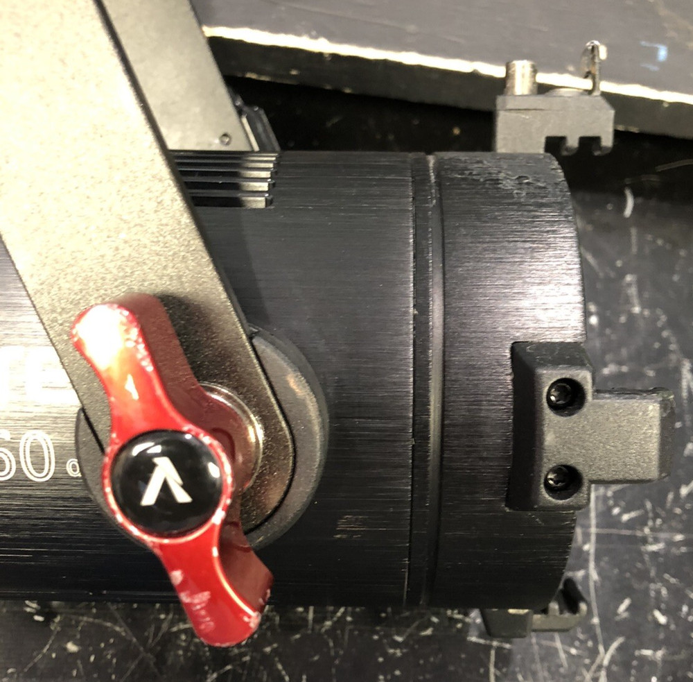 Aputure Light Storm 60d 60W daylight balanced focusing point source lamp