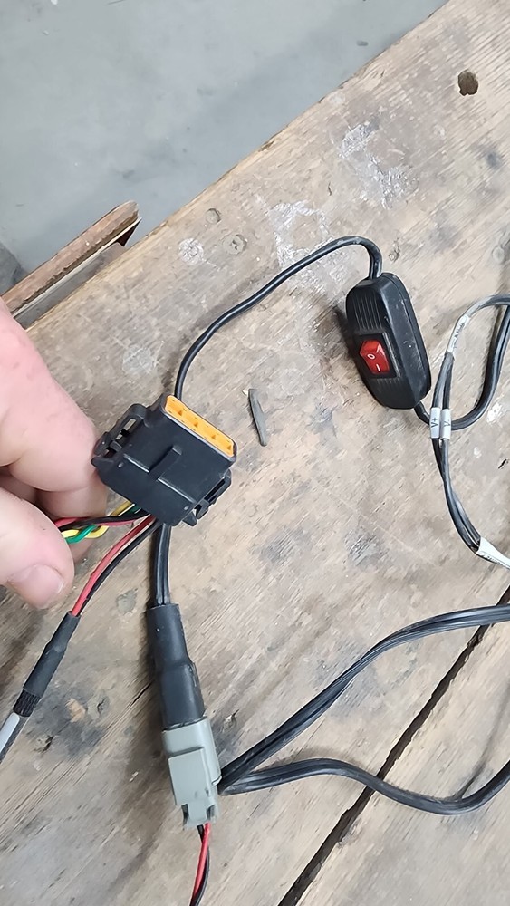 TRIMBLE CABLE 64228 ez guide 250 cable, Can, Battery steer