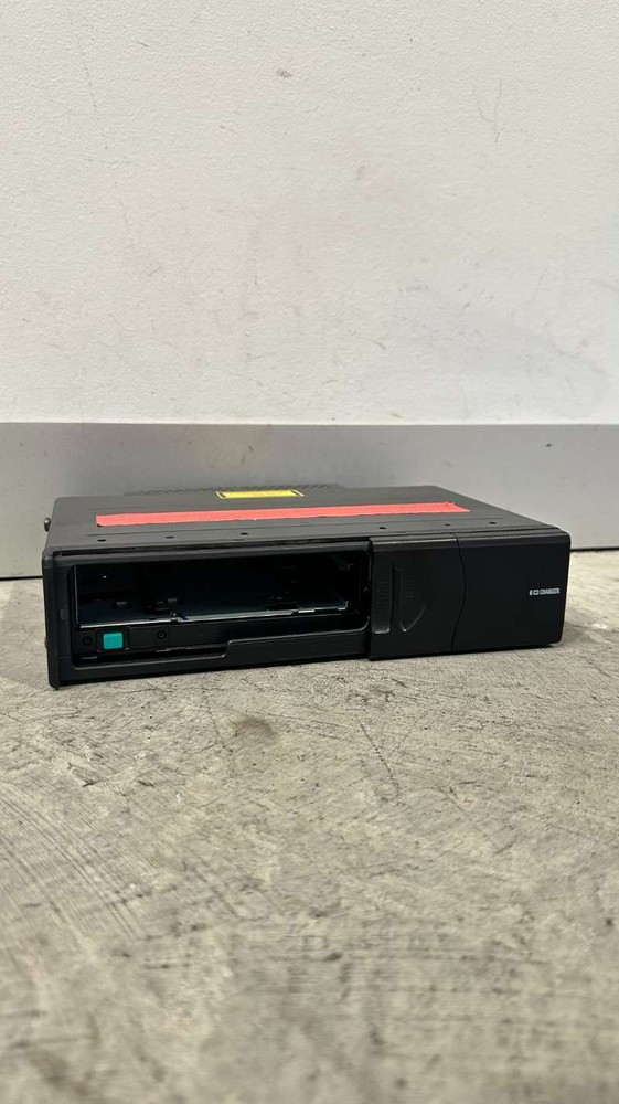 BMW E90 E91 E92 E93 E9x 6 CD Stacker Changer Unit 65129181326