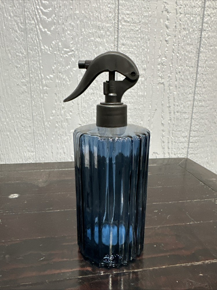 Glass Spray Bottle - Blue (NEW)