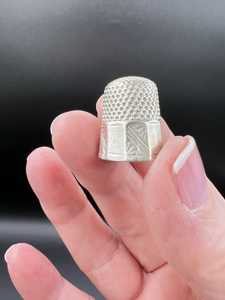 Antique Sterling Silver Thimble, Etched, Size 8